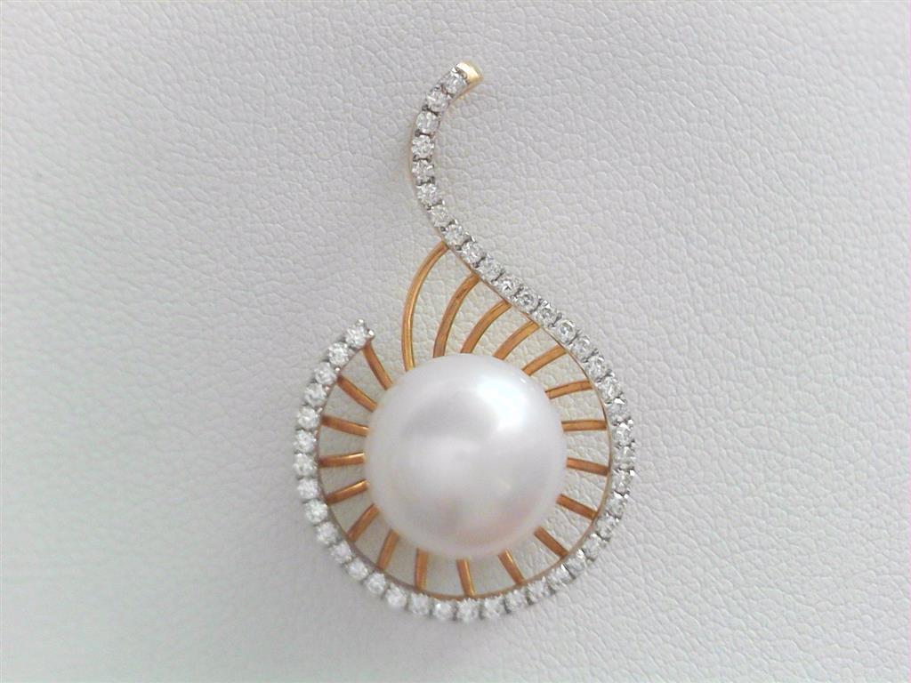 Pearl Pendant
