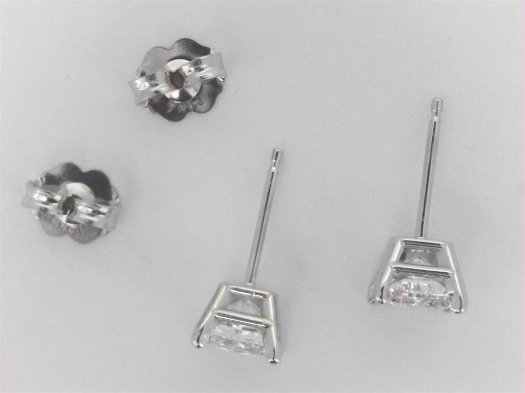 Diamond Earring