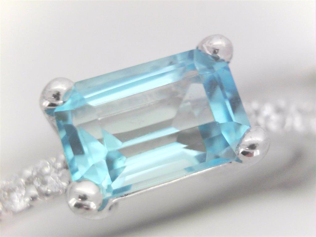 Colored Stone Rings  -  Women'