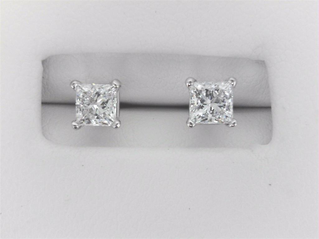 Diamond Earring