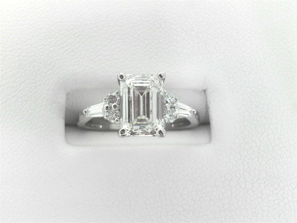 Diamond Engagement Ring