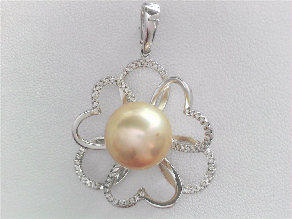 Pearl Pendant