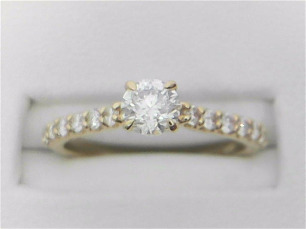 Diamond Engagement Ring